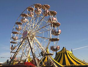 Ferris wheel 03.jpg